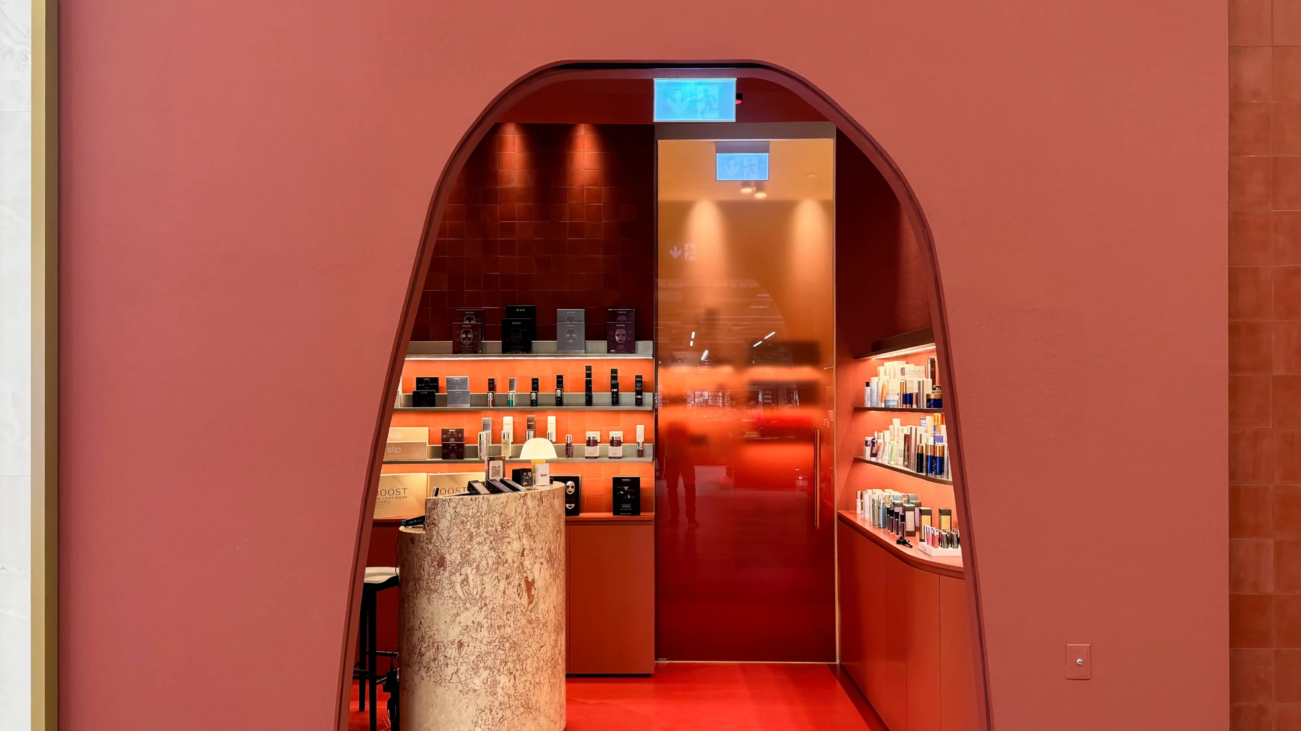Brau Salon interior, Dubai